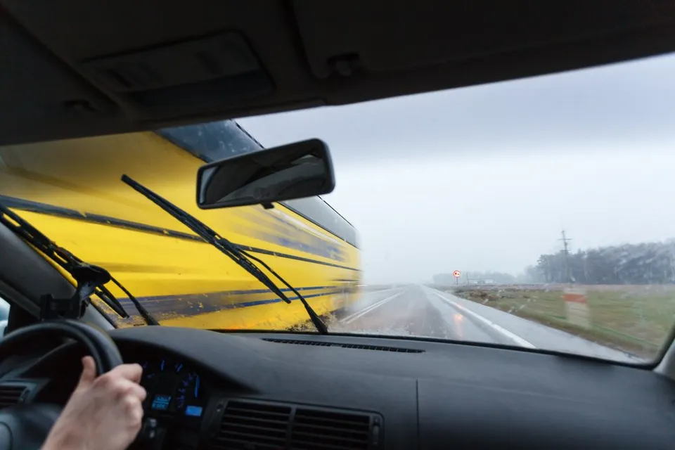Prevent Car Accidents Due to Defective Windshield Wipers